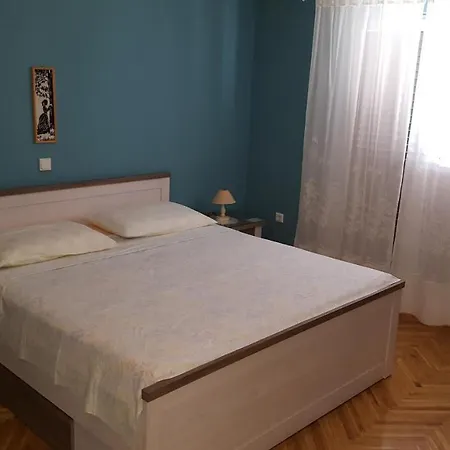 Filip Apartment Omis Exterior photo