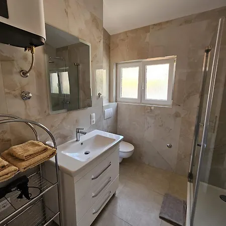 Filip Apartment Omis Exterior photo